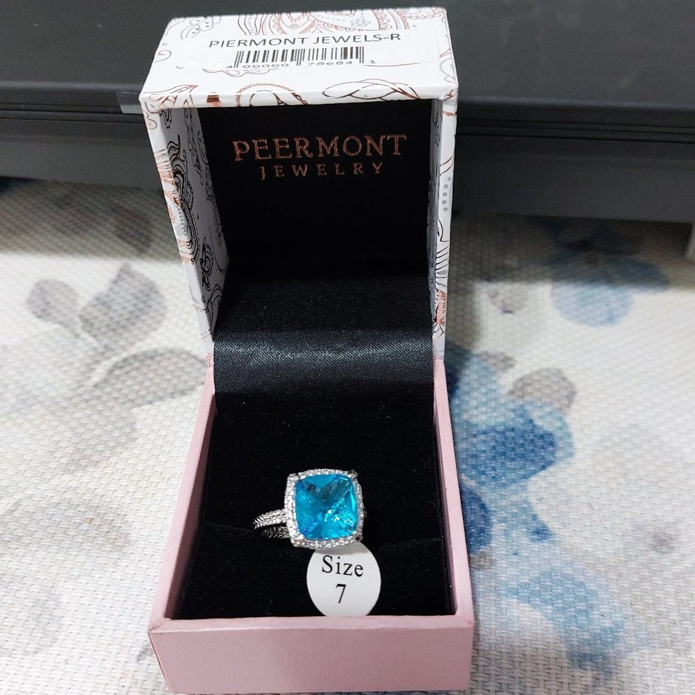 Piermont Jewel Beautiful Big Blue Ring Size 7